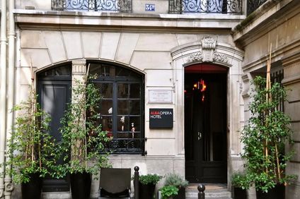 Alba Opera Hotel