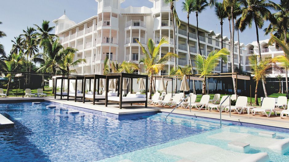 Hotel Riu Palace Macao Pool