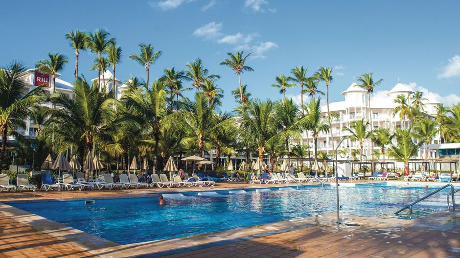 Hotel Riu Palace Macao Pool
