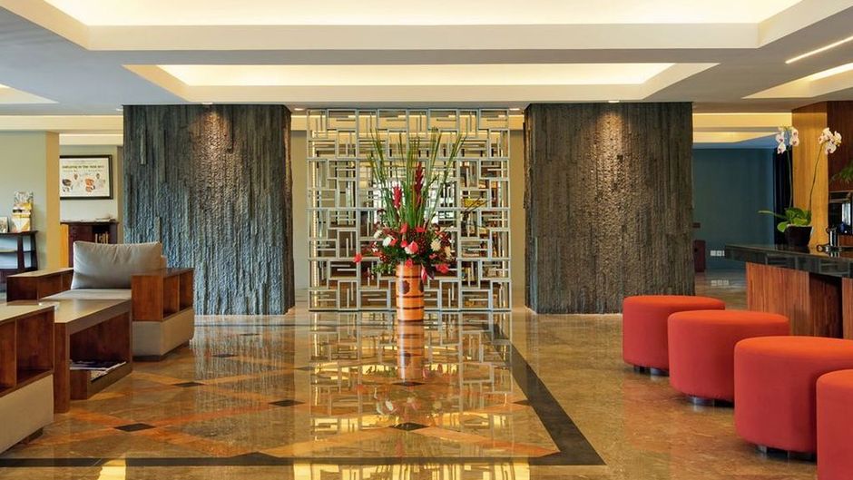 Prime Plaza Suites Sanur - Bali Lobby
