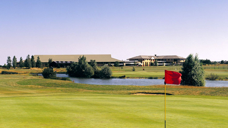 Five Lakes Resort Exterior