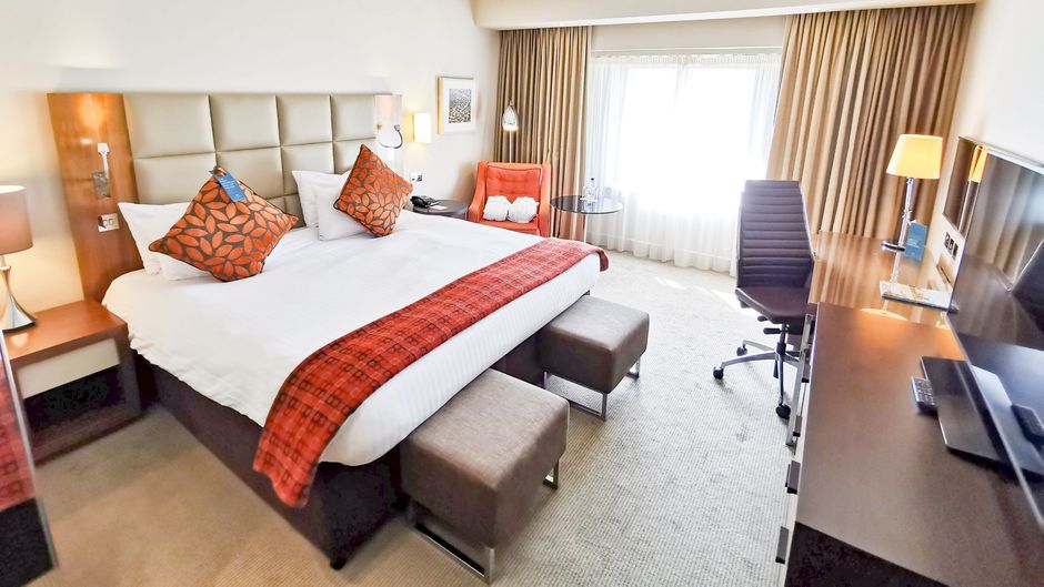 Five Lakes Resort Room