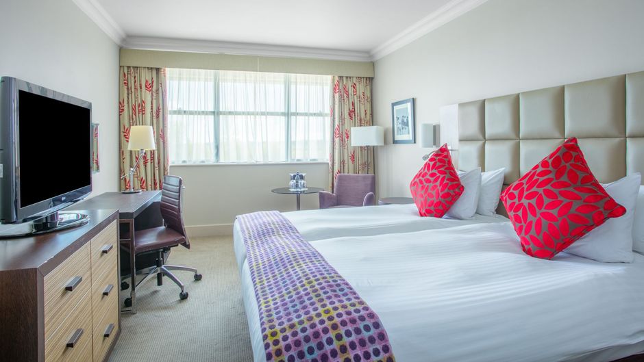 Five Lakes Resort Room