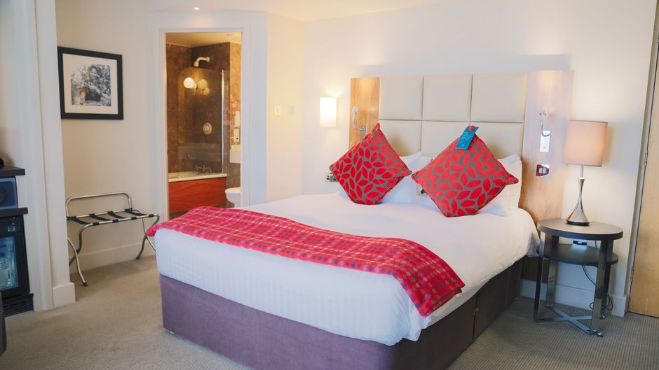 Five Lakes Resort Room