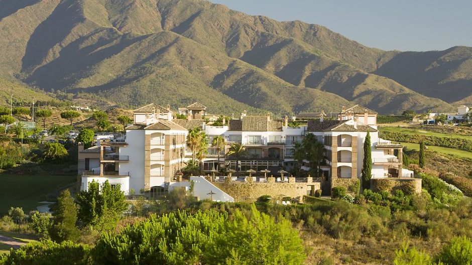 La Cala Golf Resort Exterior