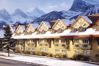Canmore Inn & Suites