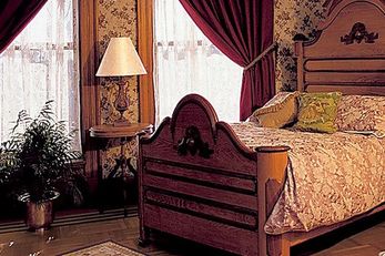 Nagle Warren Mansion Bed & Breakfast