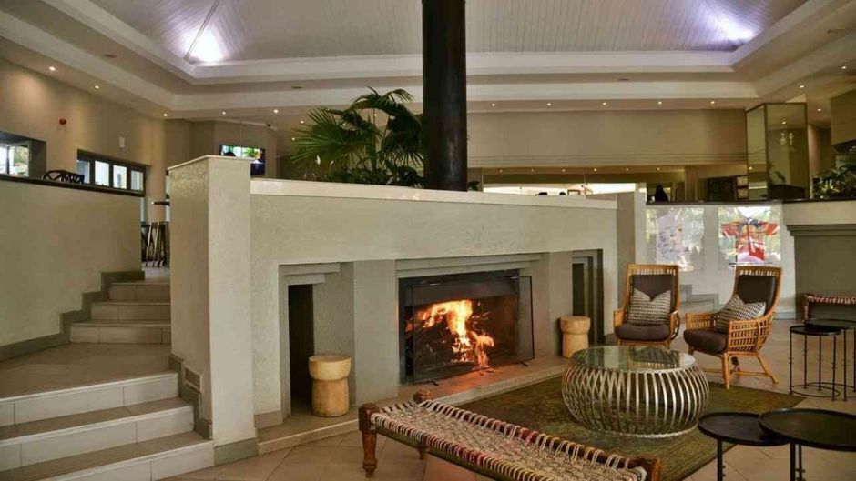 Cresta Lodge Harare Lobby