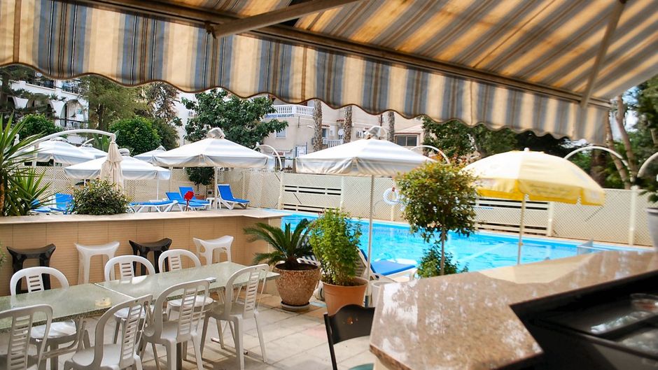 San Remo Hotel Pool