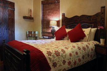 Antigua Inn