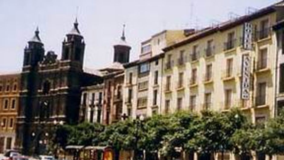 Avenida Hotel Exterior