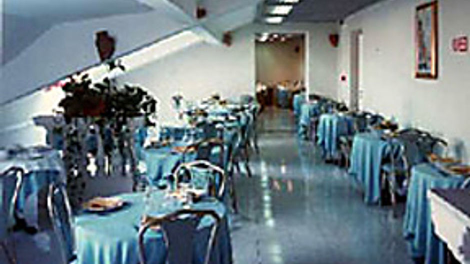 Romulus Hotel Restaurant