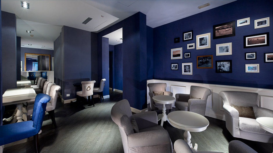 Club Hotel Restaurant