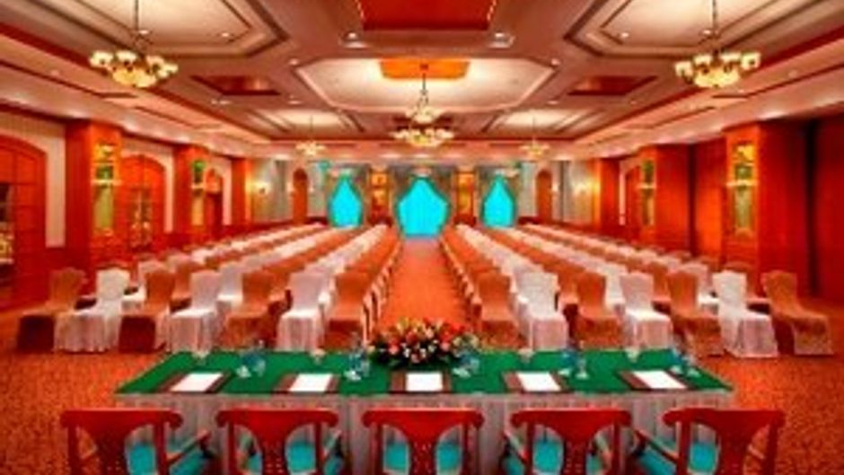 Carlton Palace Hotel Dubai Meeting