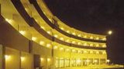 Hotel Meia Lua