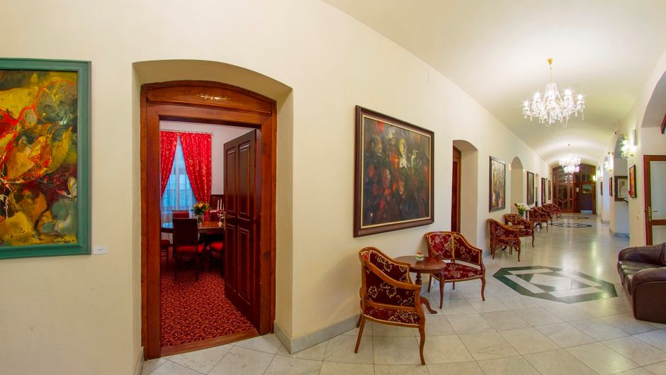 Hotel Bankov Lobby