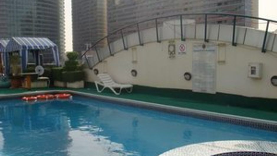 Regent Palace Hotel Pool
