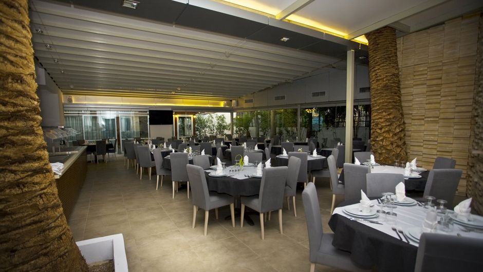 Astron Hotel Banquet