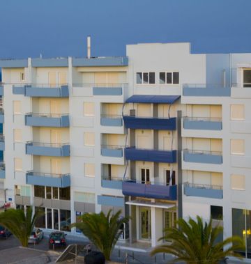 Astron Hotel