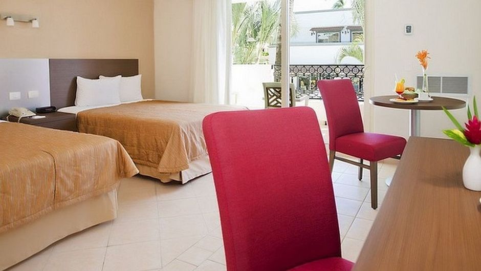 Crown Paradise Club Room