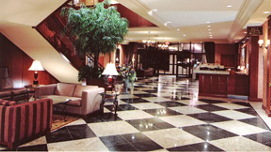 Energie Shawinigan Hotel Lobby