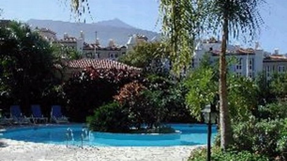 Aparthotel Florasol Pool
