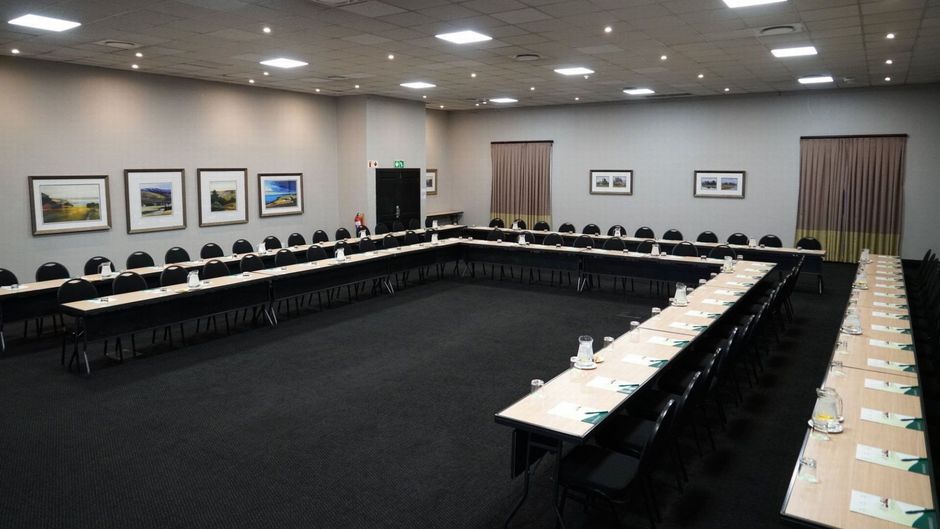 Birchwood Hotel & OR Tambo Conf Ctr Meeting