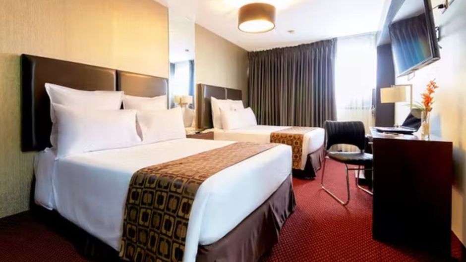 Hotel Carrera Room