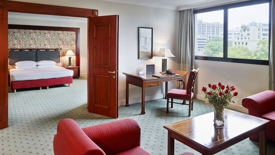 Hilton Hanoi Opera Suite