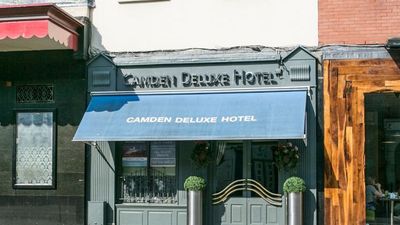 Camden DeLuxe Hotel