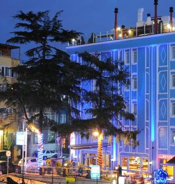 Blue House Hotel