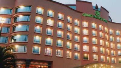 Grand Palace Hotel