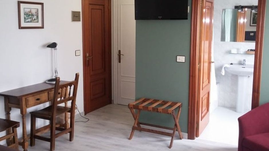 Hotel Los Olmos Room