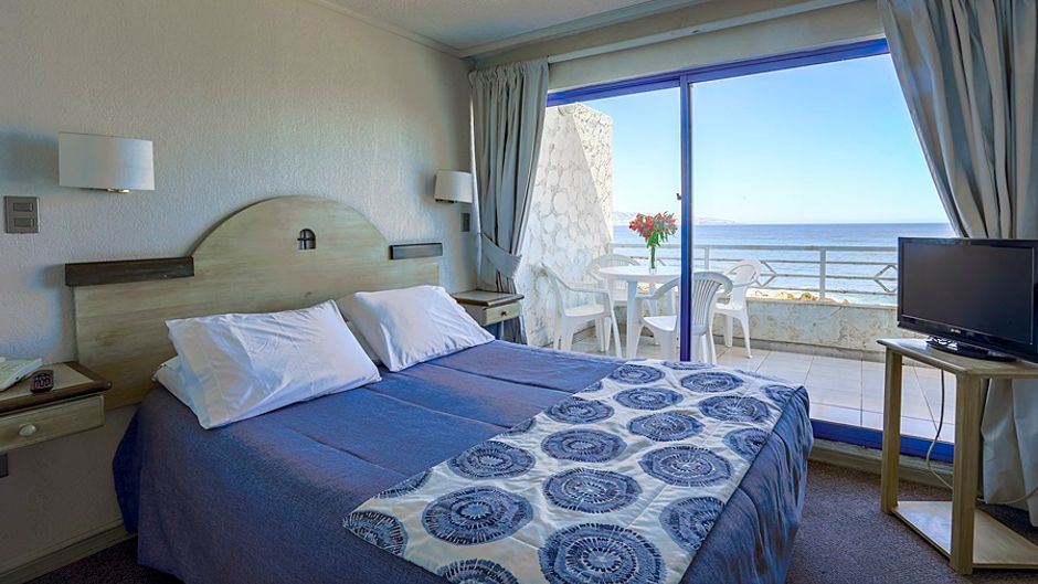 MR. Mar Suites Room