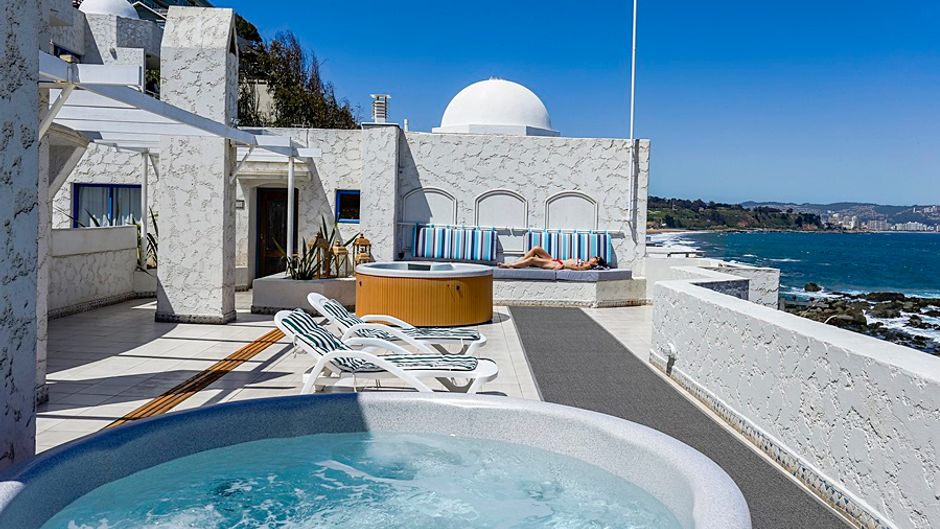 MR. Mar Suites Spa