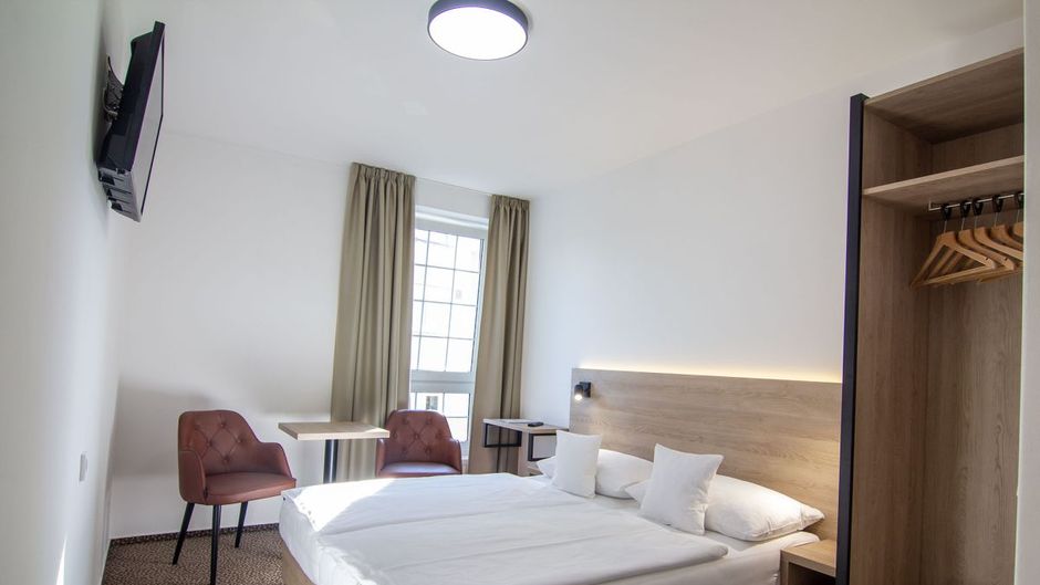 Hotel Avion Room