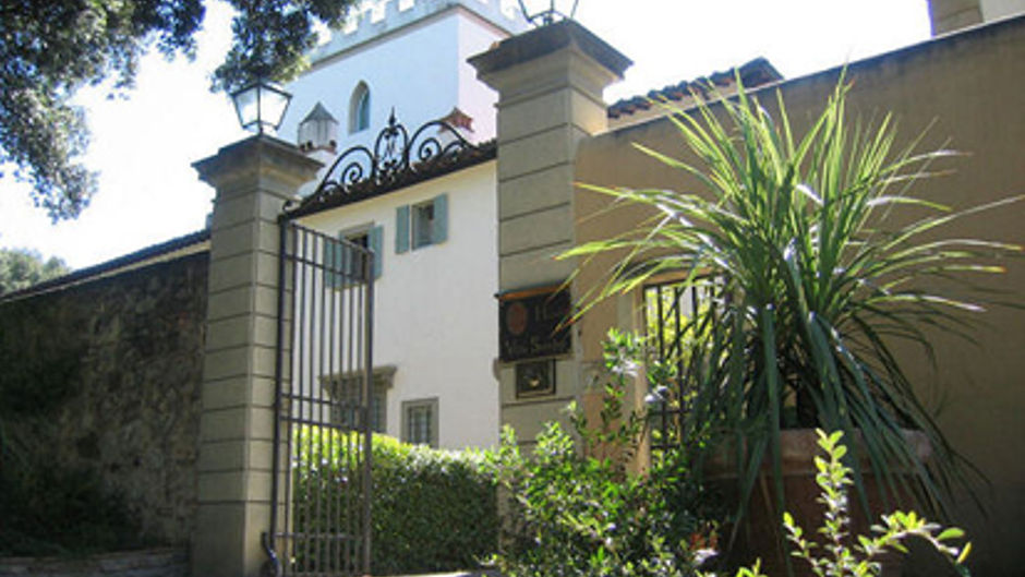 Fantasic Garden Exterior