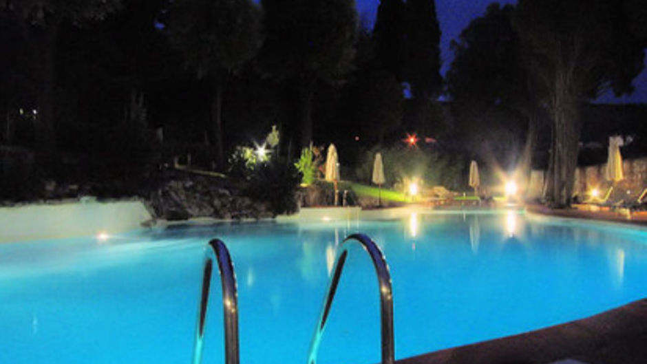 Fantasic Garden Pool