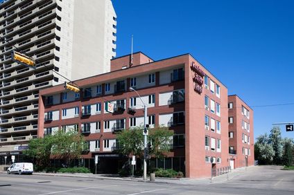 Canterra Suites Hotel