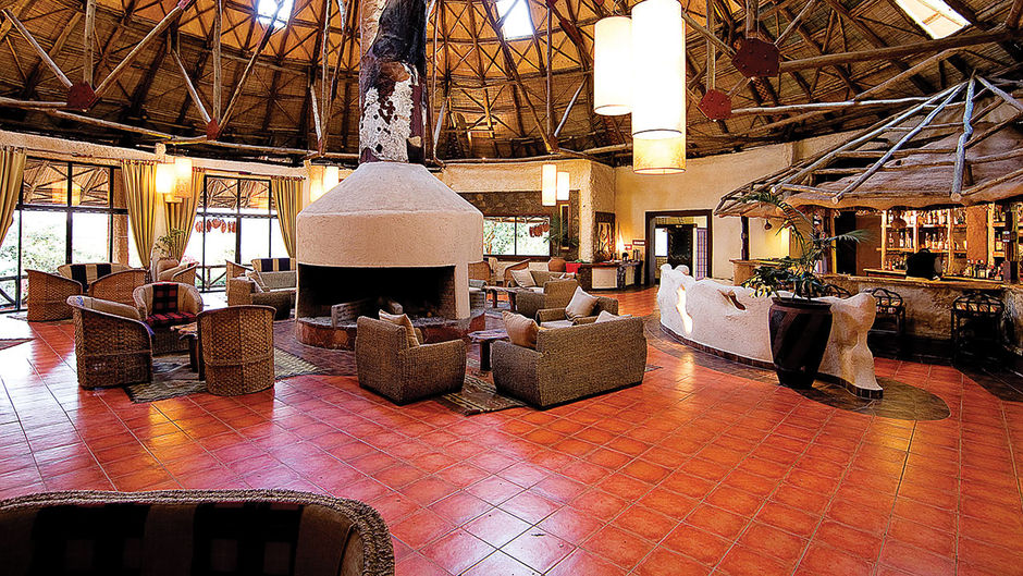 Mara Sopa Lodge Lobby