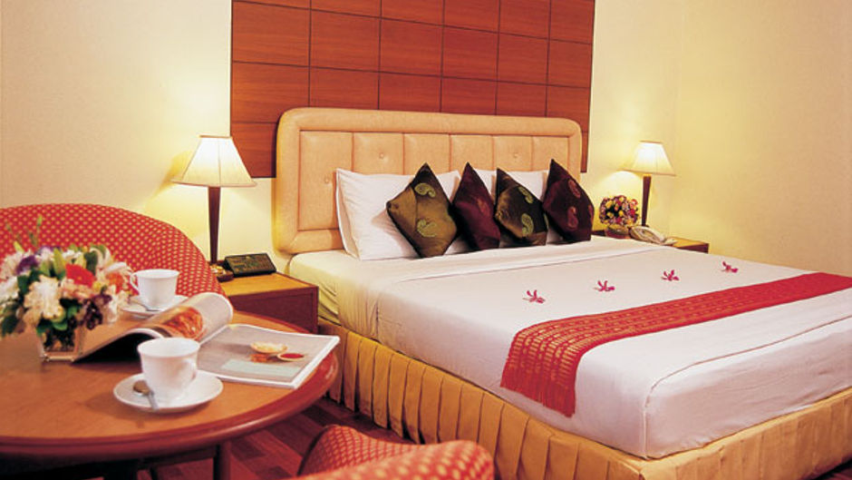 Silom City Hotel Room
