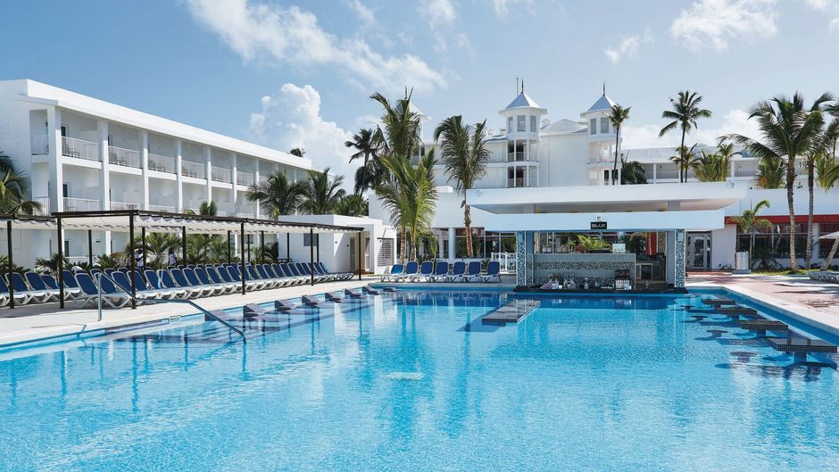 Hotel Riu Bambu Pool