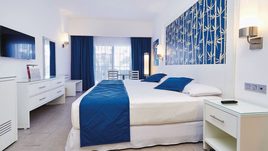 Hotel Riu Bambu Room