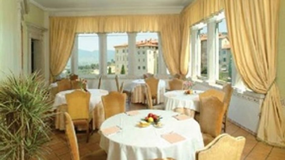 Palazzo Dragoni Banquet