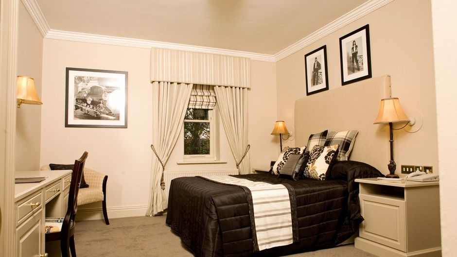 Whitworth Hall Hotel Room