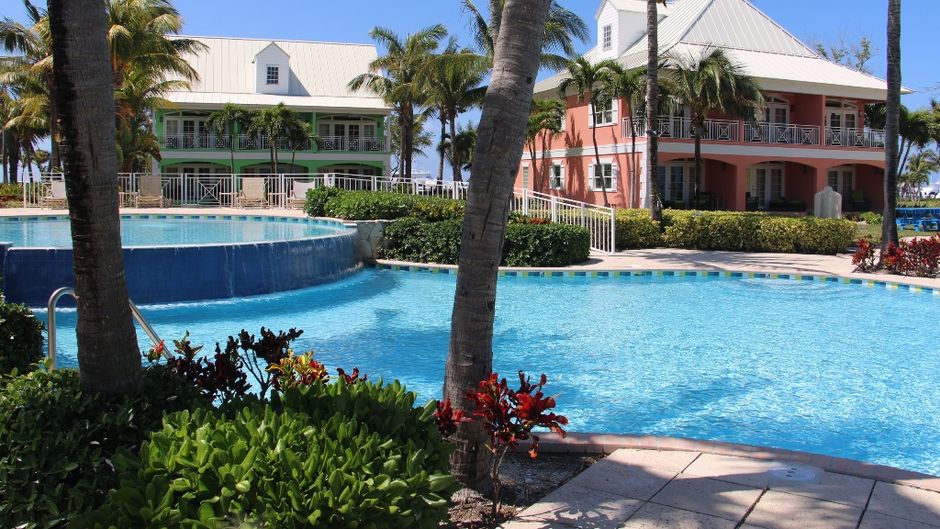 Old Bahama Bay Resort & Yacht Harbour Pool