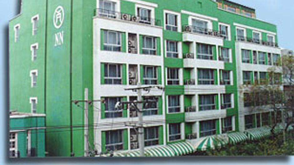 Tianrui Hotel Exterior