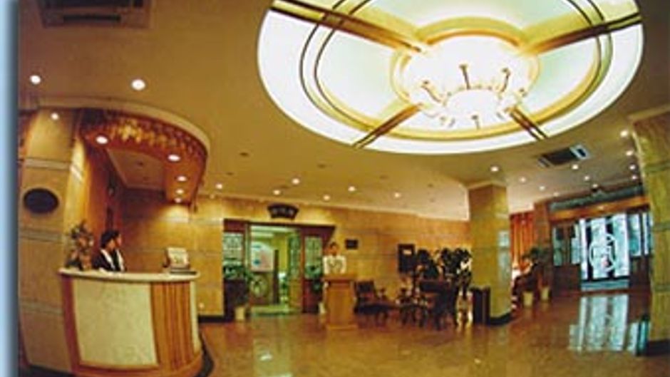 Tianrui Hotel Lobby