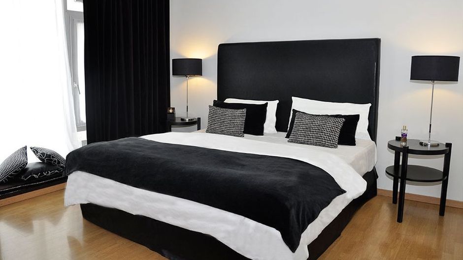 Broadway Hotel & Suites Room