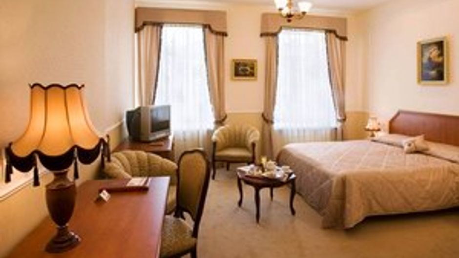 Gallery Hotel SIS Suite